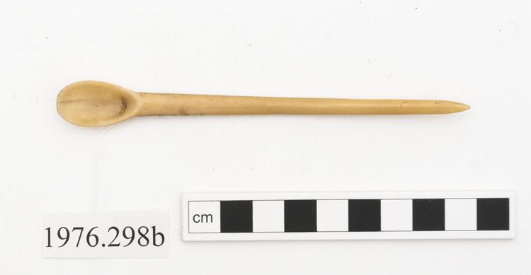 Image of snuff spoon