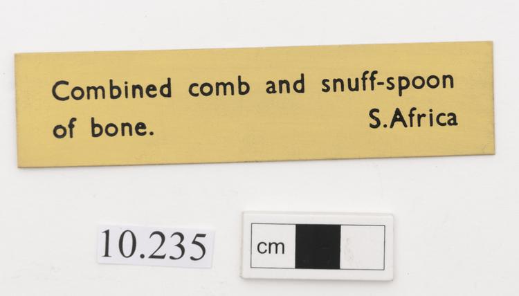 General view of label of Horniman Museum object no 10.235