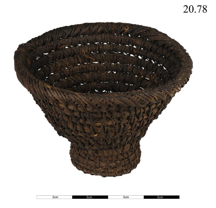 Image of kava sieve (sieve (narcotics & intoxicants: drinking))