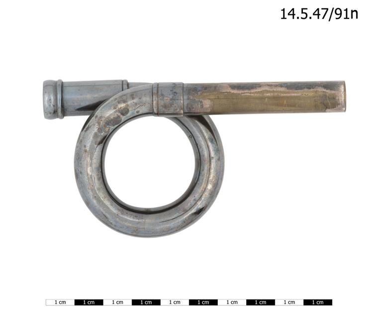 crook (element of musical instrument); saxhorn