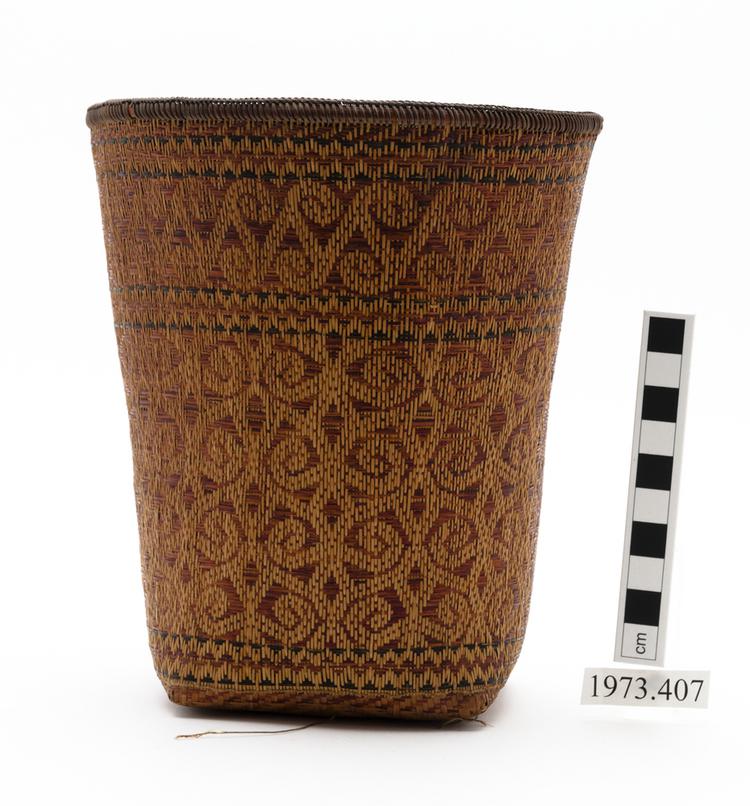 General view of whole of Horniman Museum object no 1973.407