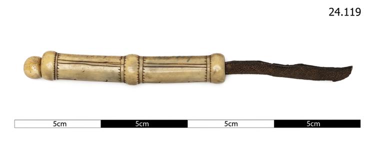 image of needle case; textile tool