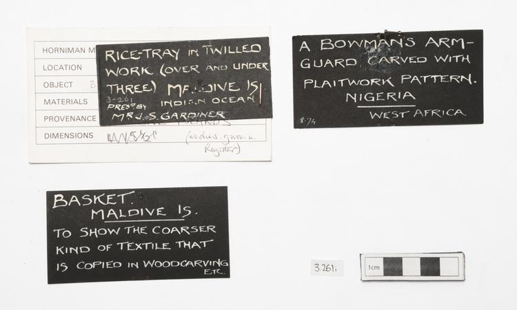 General view of label of Horniman Museum object no 3.261i