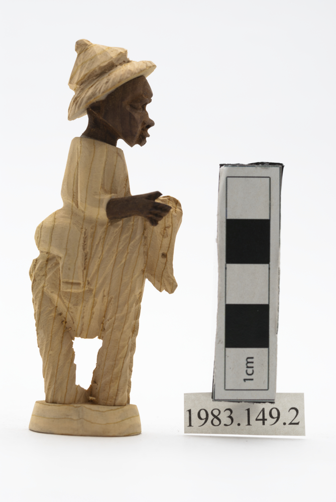 Right side view of whole of Horniman Museum object no 1983.149.2