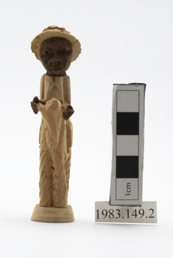 Frontal view of whole of Horniman Museum object no 1983.149.2