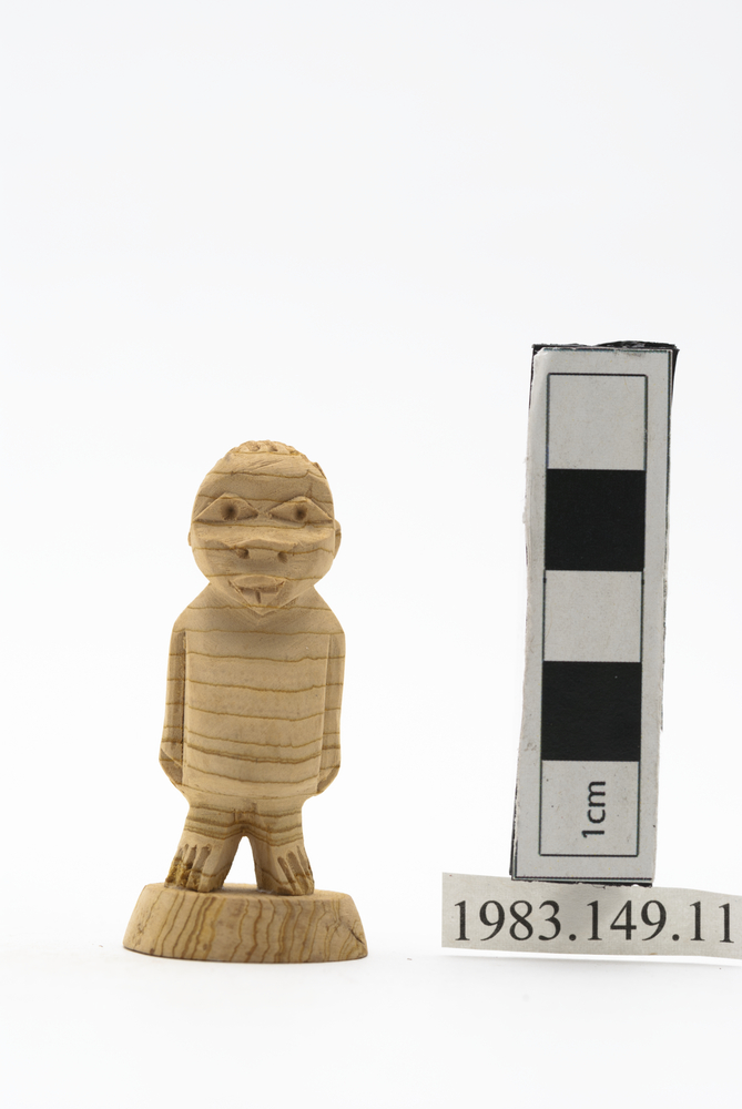 Frontal view of whole of Horniman Museum object no 1983.149.11