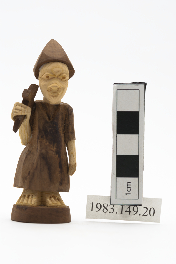 Frontal view of whole of Horniman Museum object no 1983.149.20