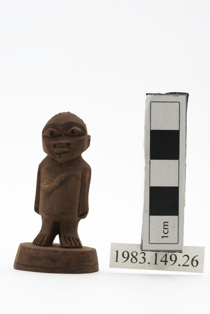 Frontal view of whole of Horniman Museum object no 1983.149.26