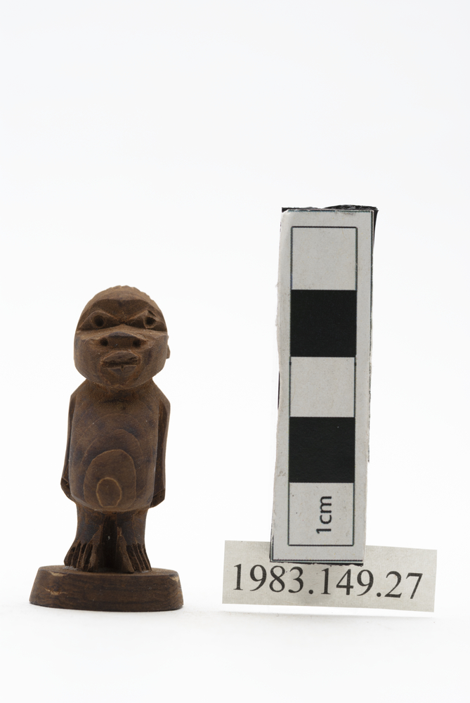 Frontal view of whole of Horniman Museum object no 1983.149.27
