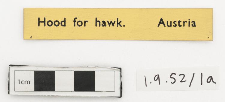 General view of label of Horniman Museum object no 1.9.52/1a