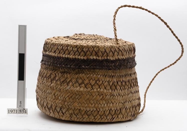 Image of basket (containers)