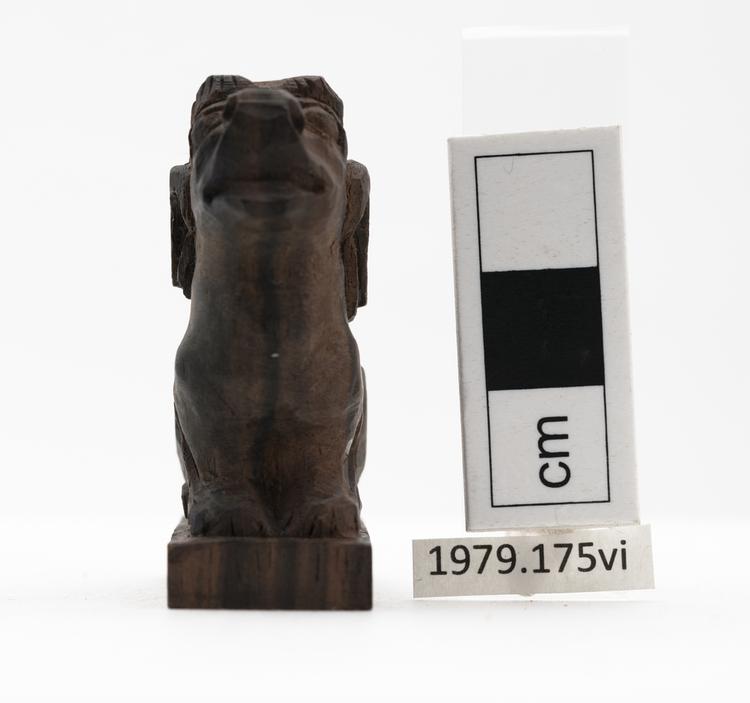Front view of whole of Horniman Museum object no 1979.175vi