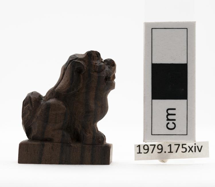 Right side of whole of Horniman Museum object no 1979.175xiv