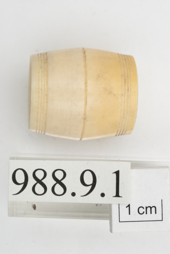 General view of whole of Horniman Museum object no 988.9.1