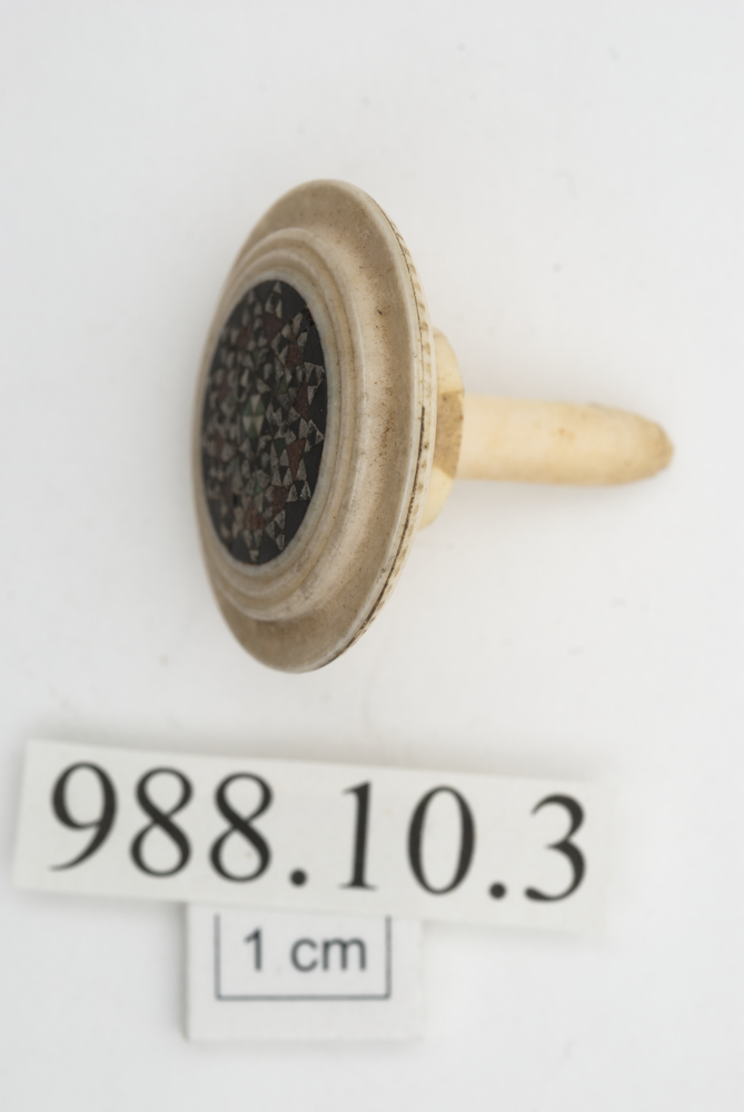 General view of whole of Horniman Museum object no 988.10.3