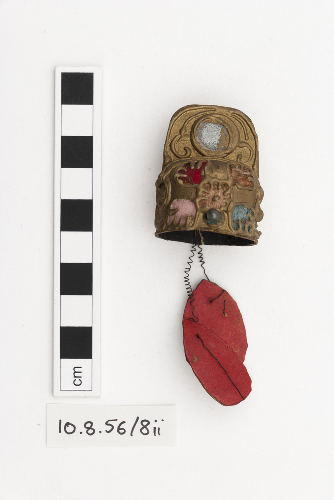 Frontal view of whole of Horniman Museum object no 10.8.56/8ii
