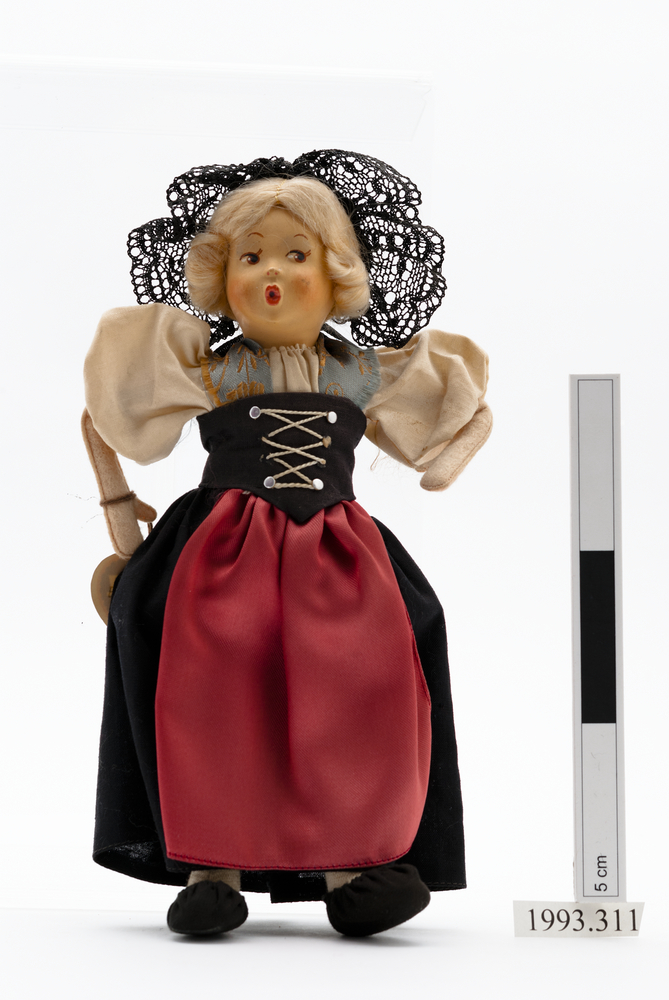 Image of doll (pastimes: toys)