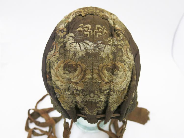 Rear view of whole of Horniman Museum object no 3.281