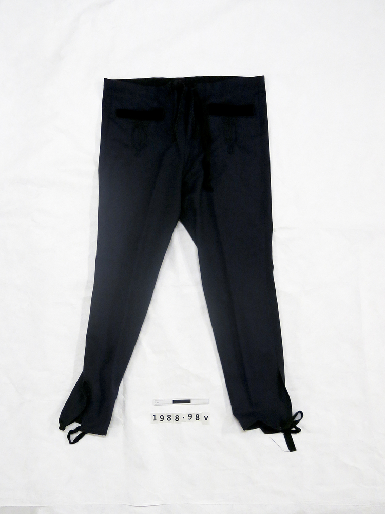 Image of trousers (clothing: outerwear)