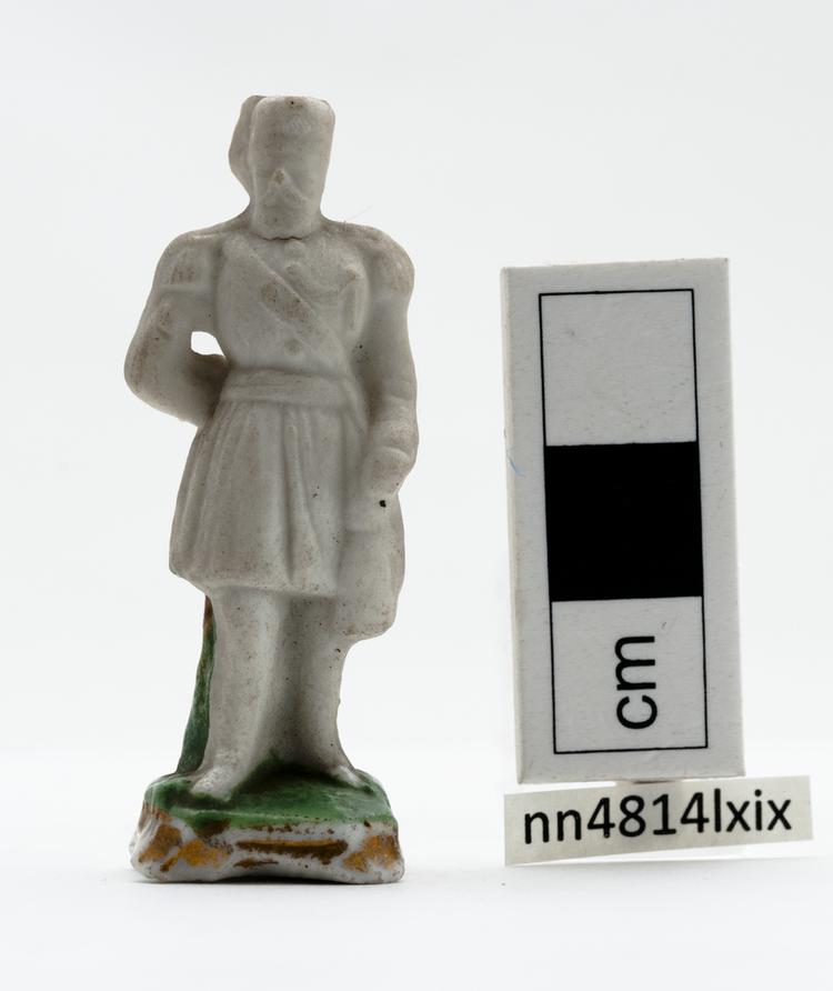 Frontal view of whole of Horniman Museum object no nn4814lxix