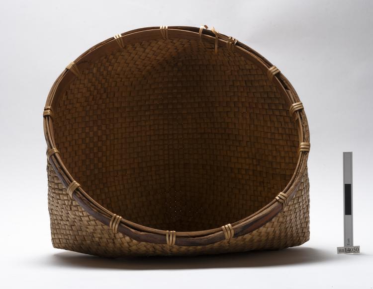 Image of basket (containers)