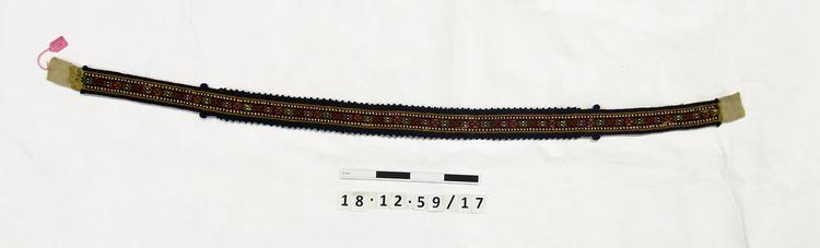 Frontal view of whole of Horniman Museum object no 18.12.59/17