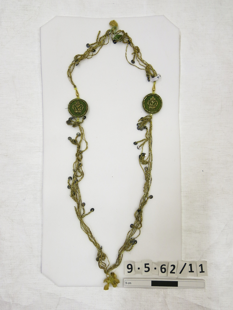 neck ornament (personal adornment)
