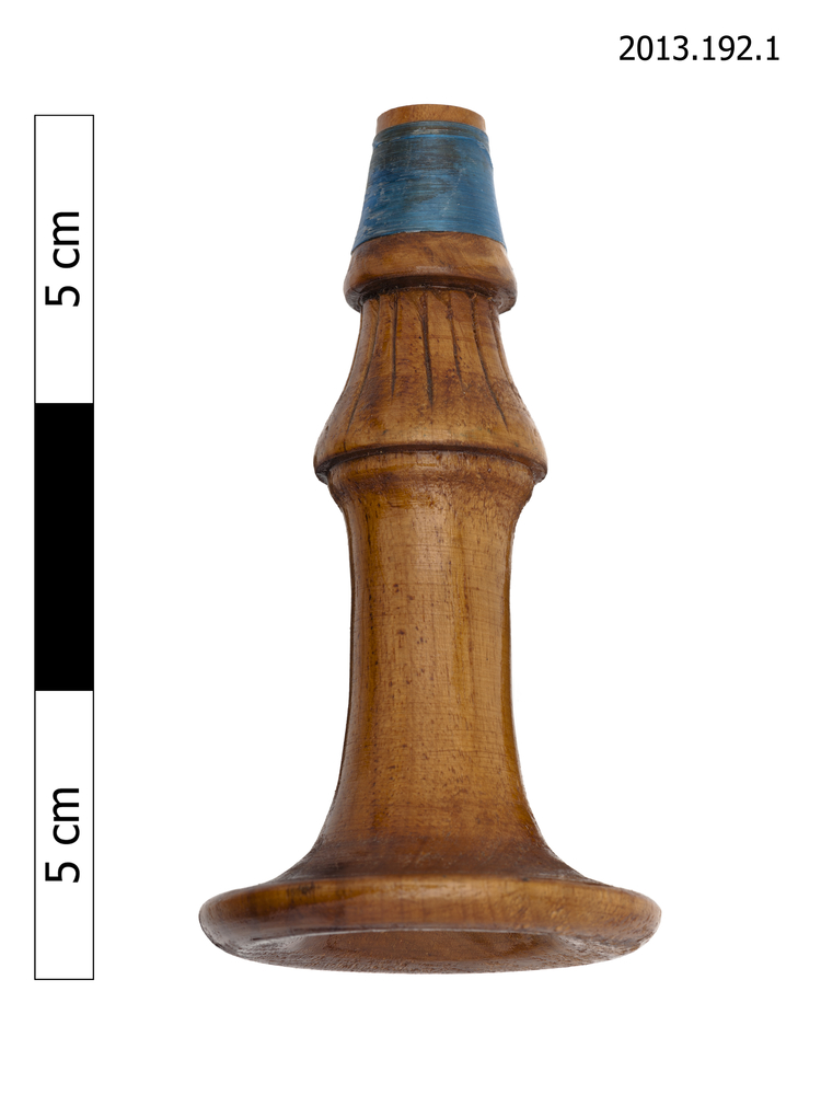 Image of 422.112-7 (Single) reedpipes with double (or quadruple) reeds with conical bore with fingerhole stopping