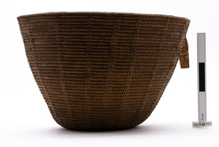 Image of basket (containers)