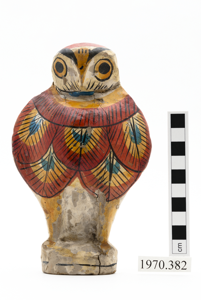 Frontal view of whole of Horniman Museum object no 1970.382