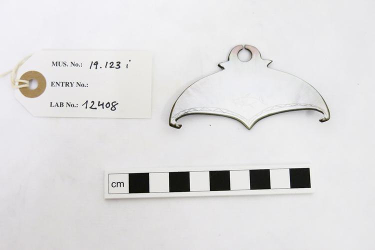 Rear view of whole of Horniman Museum object no 19.123i