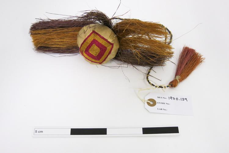 Frontal view of whole of Horniman Museum object no 1970.139.1