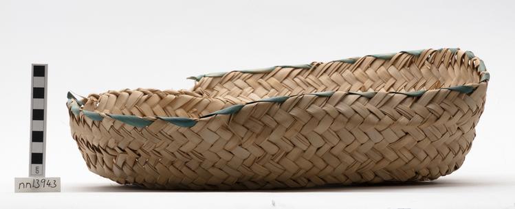 Image of basket (containers)