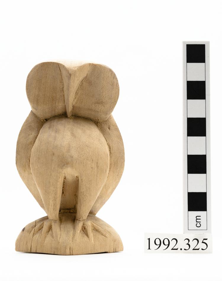 General view of whole of Horniman Museum object no 1992.325