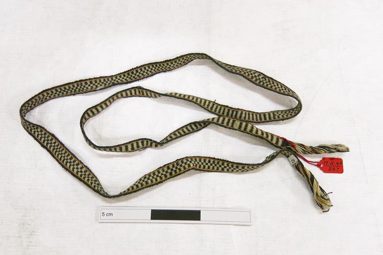 garter (clothing: accessories)