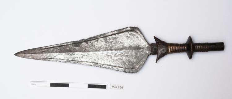 Image of sword (weapons: edged)