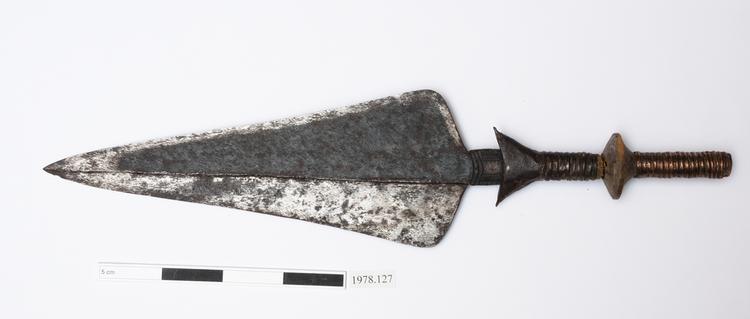 Image of sword (weapons: edged)