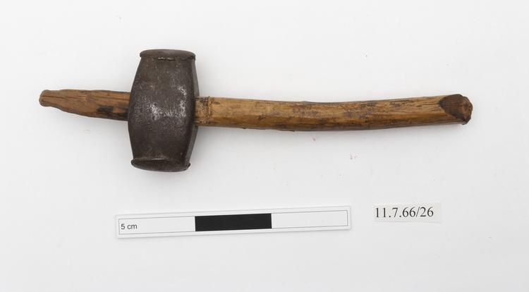 General view of whole of Horniman Museum object no 11.7.66/26