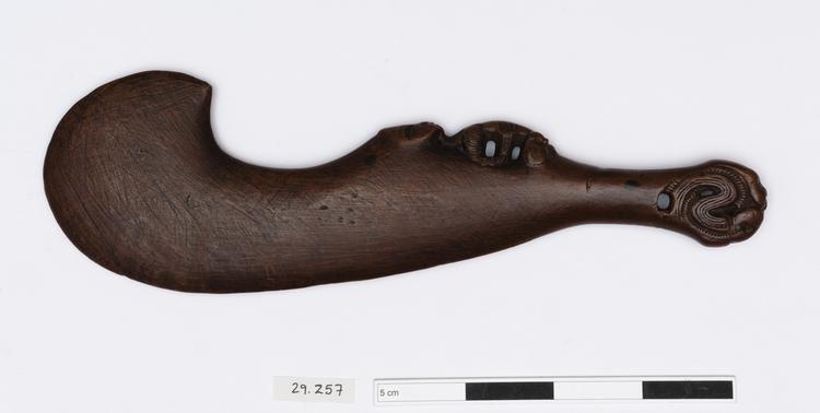 General view of whole of Horniman Museum object no 29.257