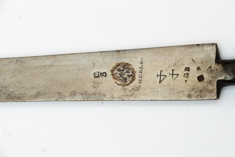 Detail view of blade of Horniman Museum object no nn18605