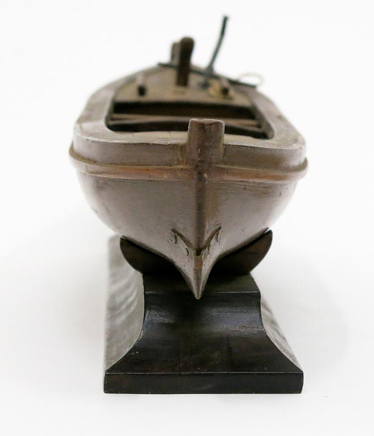 General view of stern of Horniman Museum object no 1984.25i