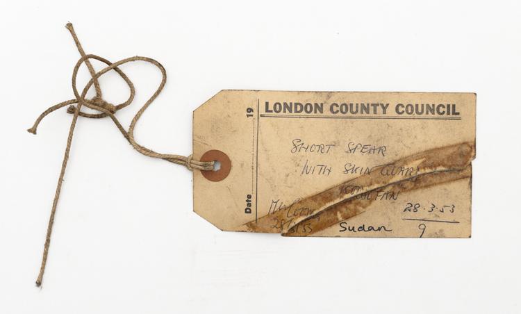 General view of label of Horniman Museum object no 28.3.53/9