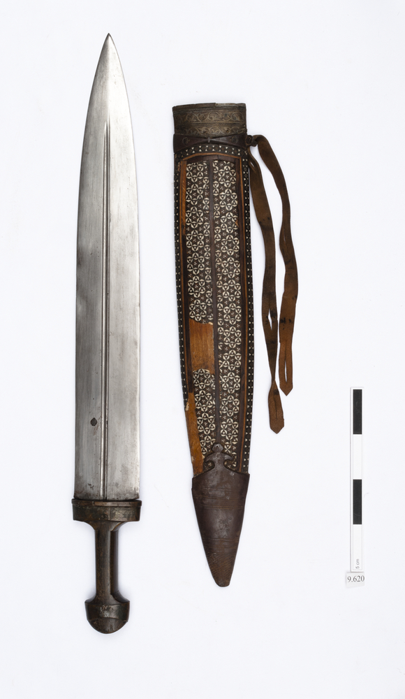 Image of sword (weapons: edged); sword sheath (sheath (weapons: accessories))