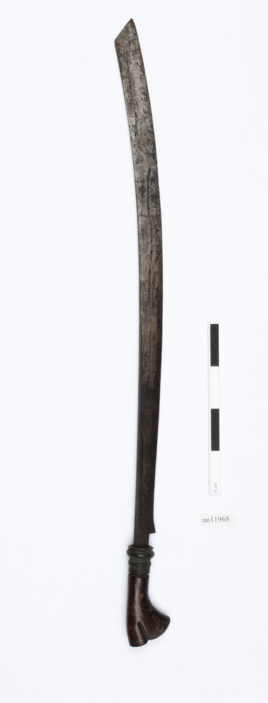 Image of sword (weapons: edged)