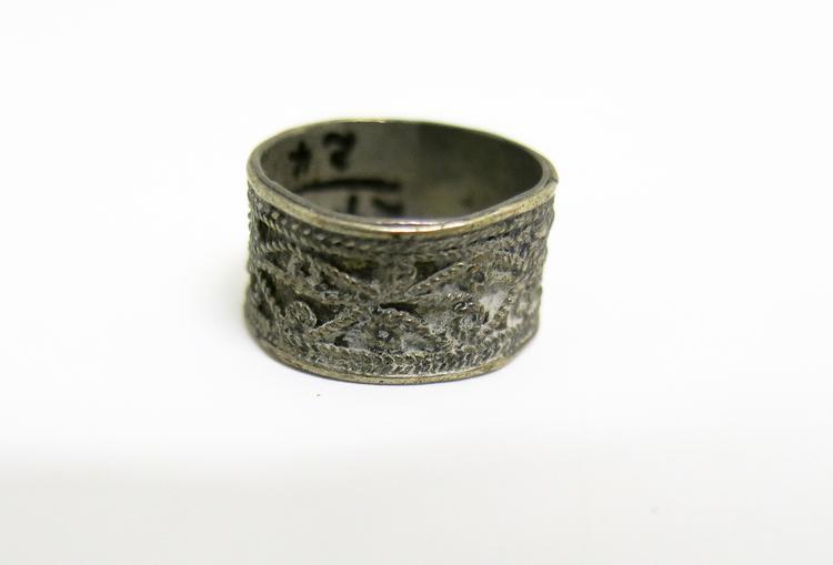 rings (adornment)
