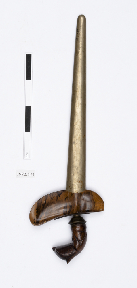 General view of whole of Horniman Museum object no 1982.474
