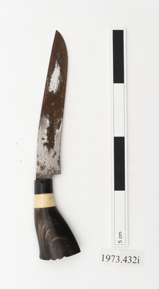 Image of knife (weapons: edged); sewar