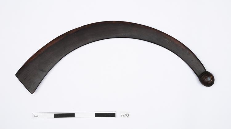 Image of ceremonial weapon; boomerang (weapons: missiles & projectors)