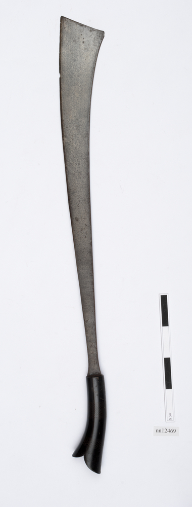 Image of sword (weapons: edged)