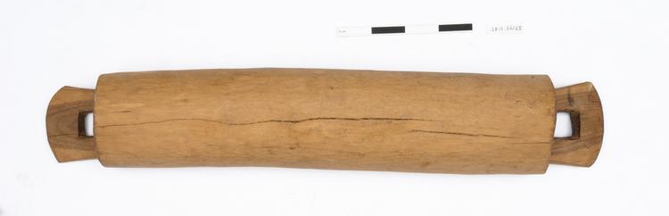 General view of whole of Horniman Museum object no 28.11.66/25